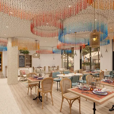 Bikube Apartahotel 4*